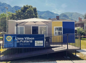 Lions Village
